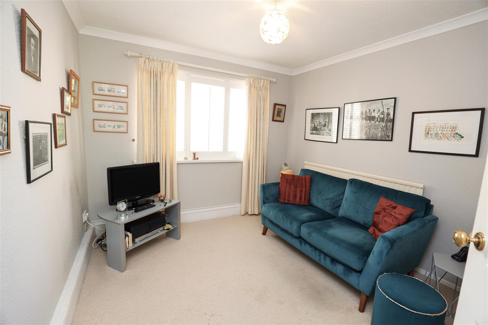 The Broad Shoard, Cowbridge, Vale of Glamorgan, CF71 7DB